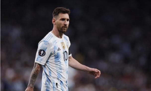 武铁开行特色主题列车，